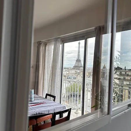 Apartmán Tour Eiffel - *
