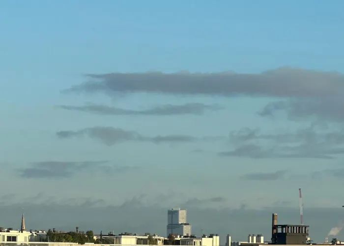 Апартаменты Tour Eiffel - *