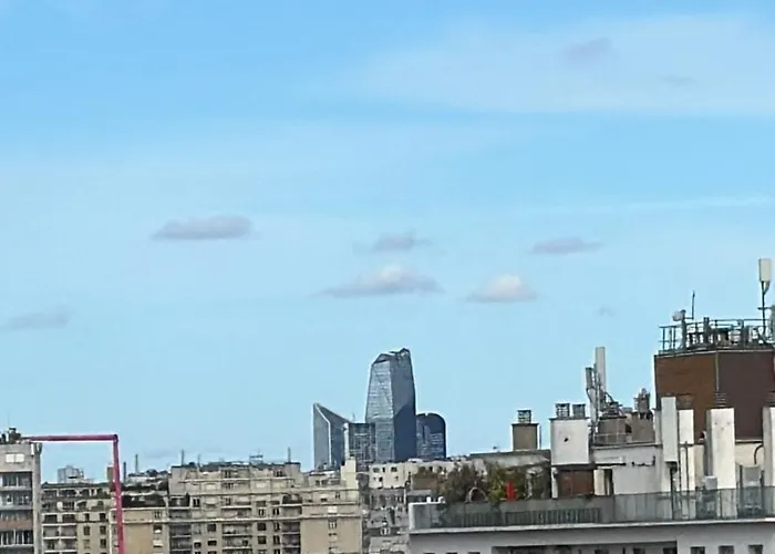 Διαμέρισμα Tour Eiffel - *
