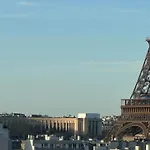 Апартаменты Tour Eiffel -