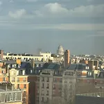 Апартаменты Tour Eiffel - *